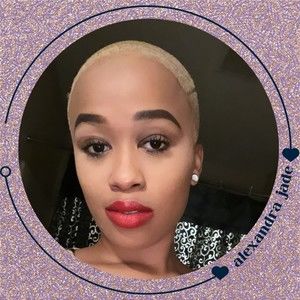 Meet your Posher, Alexandra